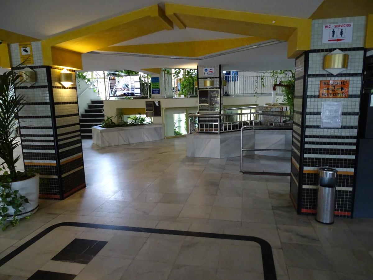 Apartamento En Benalbeach 베날마데나코스타 외부 사진