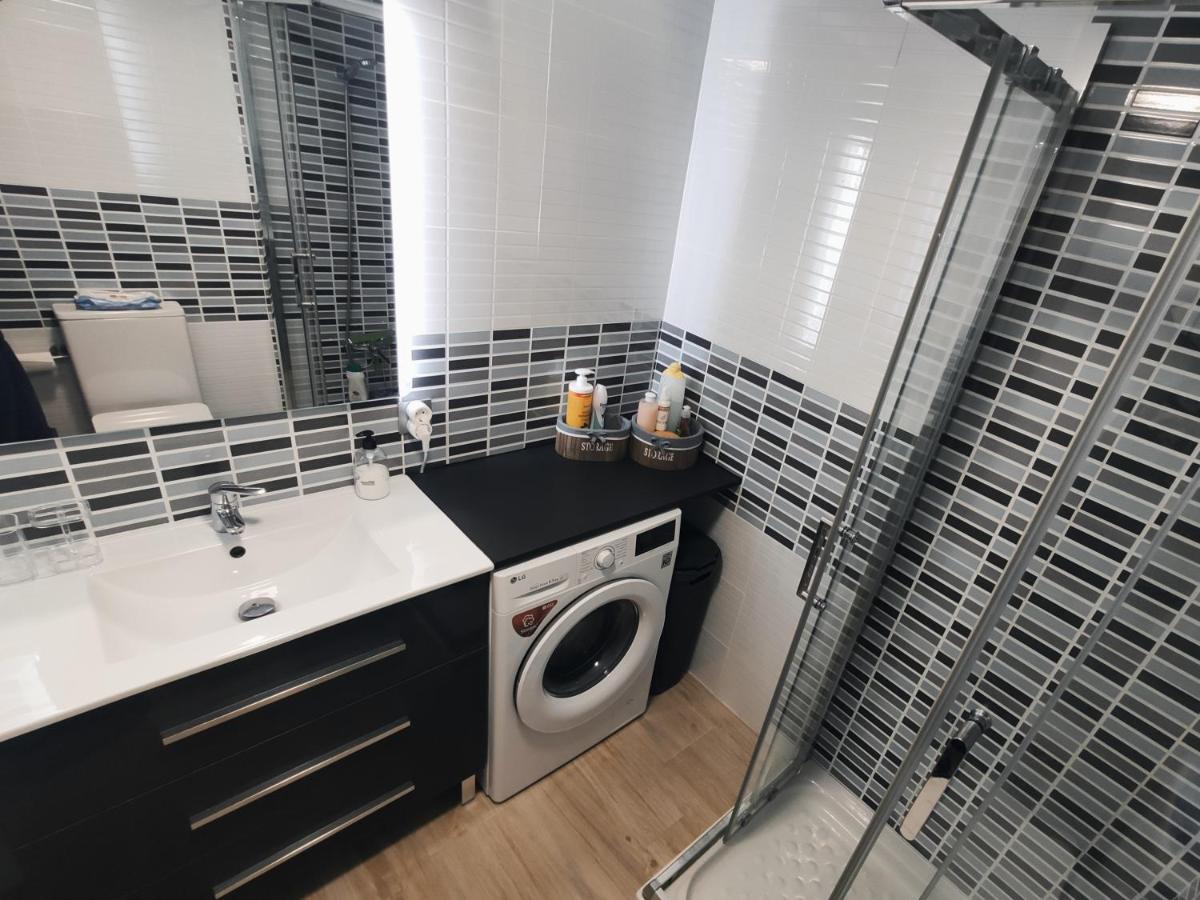 Apartamento En Benalbeach 베날마데나코스타 외부 사진